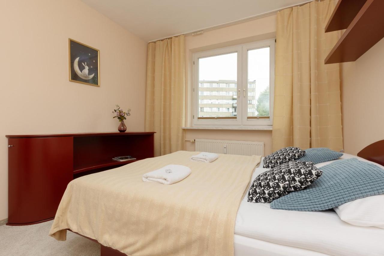 Spacious & Quiet 1 Bedroom Apartment In Pruszkow By Noclegi Renters Extérieur photo